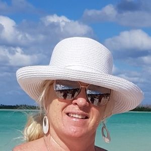 Meet your Posher, Kim